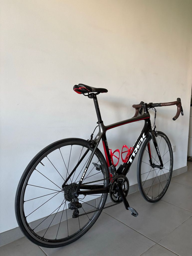 Used Trek Madone 4.5 H2 Compact 2014 2014 Road & Gravel, Nero — image 1 of 3