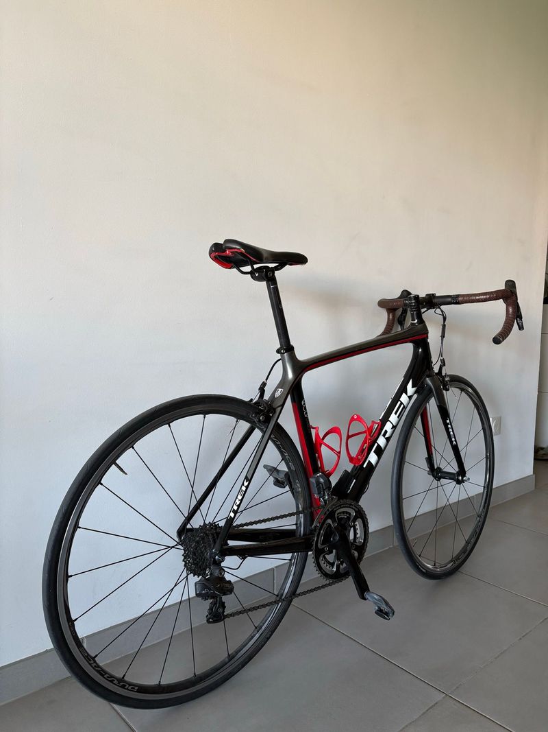 Used Trek Madone 4.5 H2 Compact 2014 2014 Road & Gravel, Black — image 1 of 3