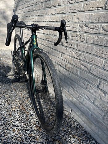Used Liv Devote Advanced 2 2025 2025 Road & Gravel, Green — image 5 of 19