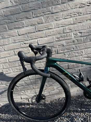 Used Liv Devote Advanced 2 2025 2025 Road & Gravel, Green — image 13 of 19