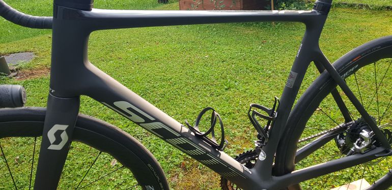 Used Scott Addict RC Ultimate 2024 2024 Road & Gravel, Black — image 5 of 7