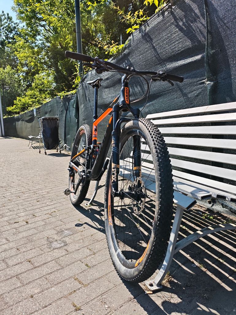 Używany Giant Anthem Shimano Deore XT 2018 Mountainbike — zdjęcie 4 z 9
