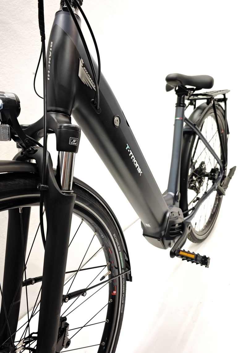 Used Bianchi T-Tronik C-Type X7/X5 2025 2025 Urban, Black — image 7 of 12
