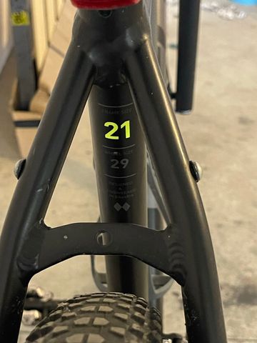 Used CUBE ACID 29 2018 2018 Mountainbike, Light Gray, 29 — image 4 of 19