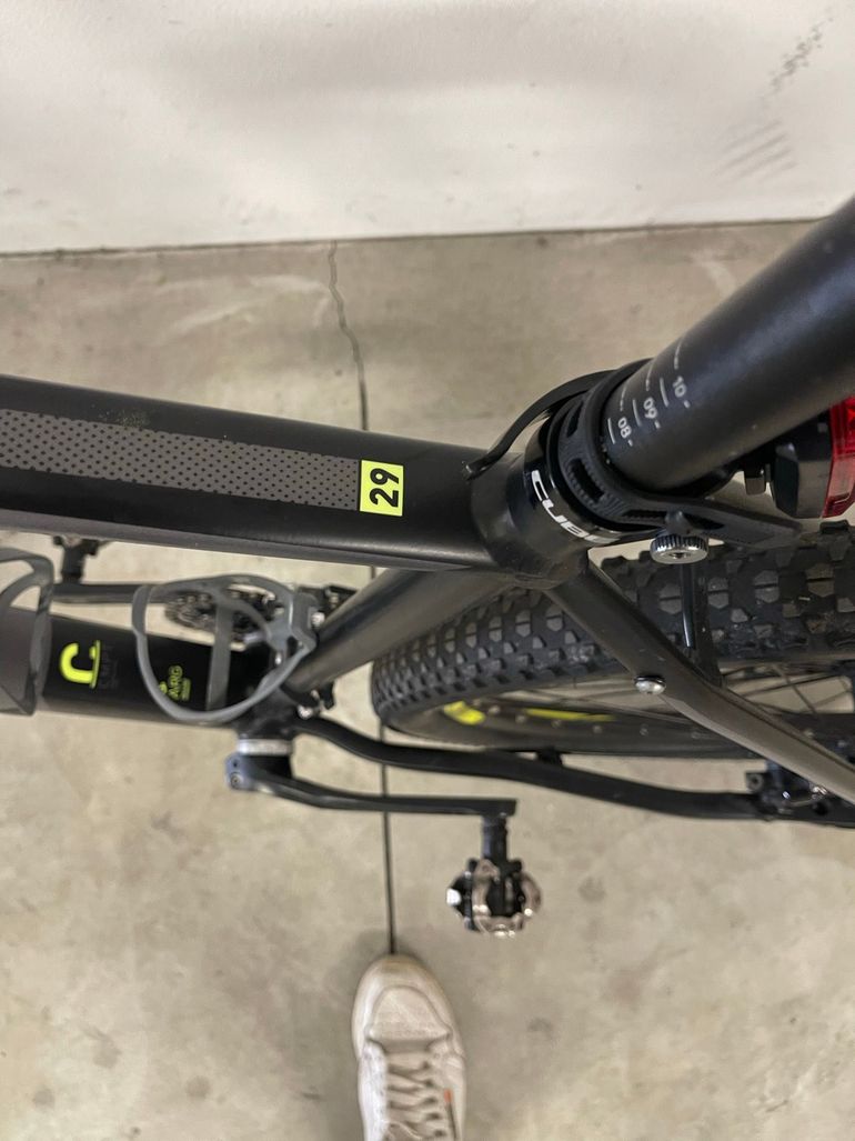 Used CUBE ACID 29 2018 2018 Mountainbike — image 15 of 19