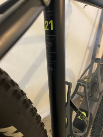 Used CUBE ACID 29 2018 2018 Mountainbike, Light Gray, 29 — image 5 of 19