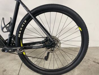 Used CUBE ACID 29 2018 2018 Mountainbike — image 18 of 19