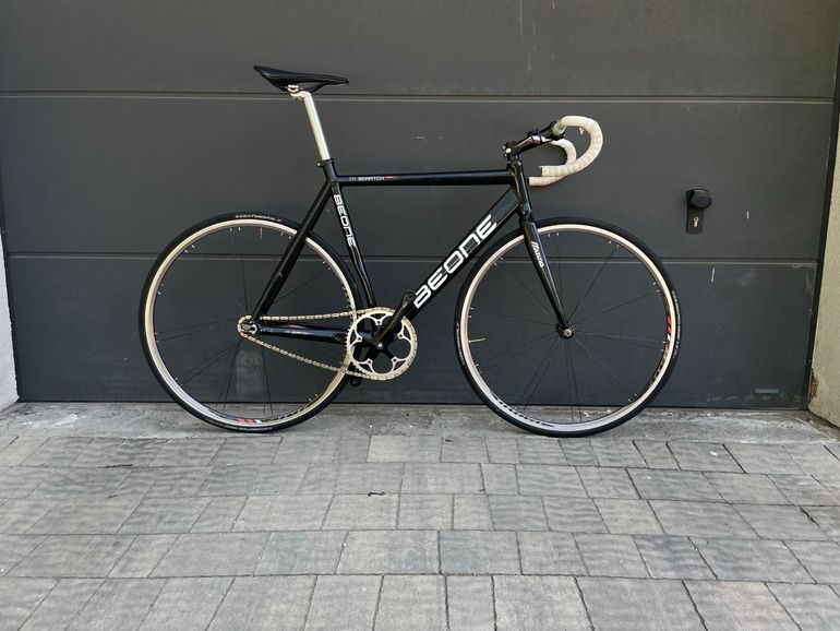 Used Beone Beone Custom Single Speed / Fixed Gear 2024 Road & Gravel, Schwarz — image 1 of 5