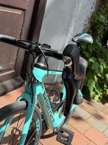 Used Bianchi Infinito XE Ultegra 2021 2021 Road & Gravel, Blue — image 3 of 9