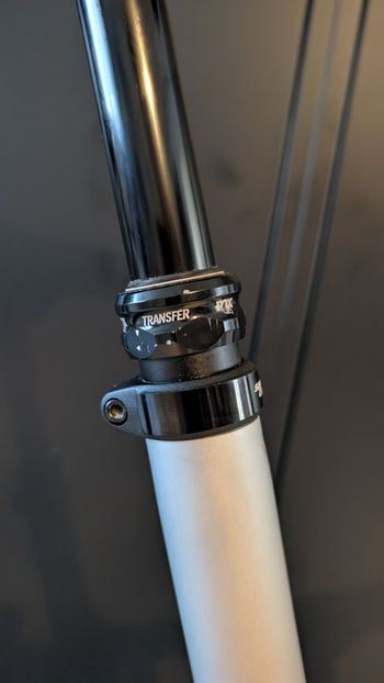 Used Santa Cruz Blur SRAM GX Eagle AXS 2025 Mountainbike, Gris claro — image 3 of 6