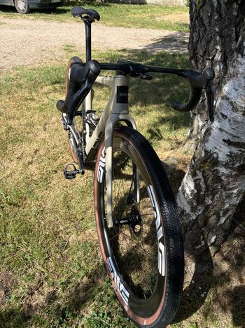 Used Enve Enve Custom Shimano Dura Ace Di2 2024 Road & Gravel, White — image 10 of 11