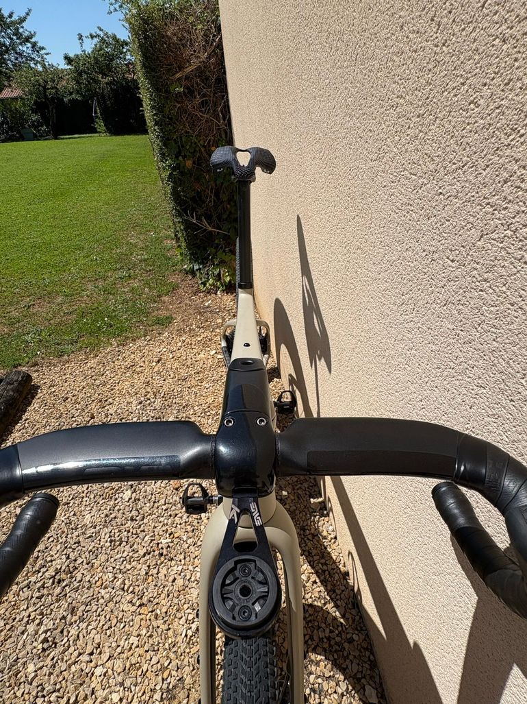 Used Enve Enve Custom Shimano Dura Ace Di2 2024 Road & Gravel — image 8 of 13
