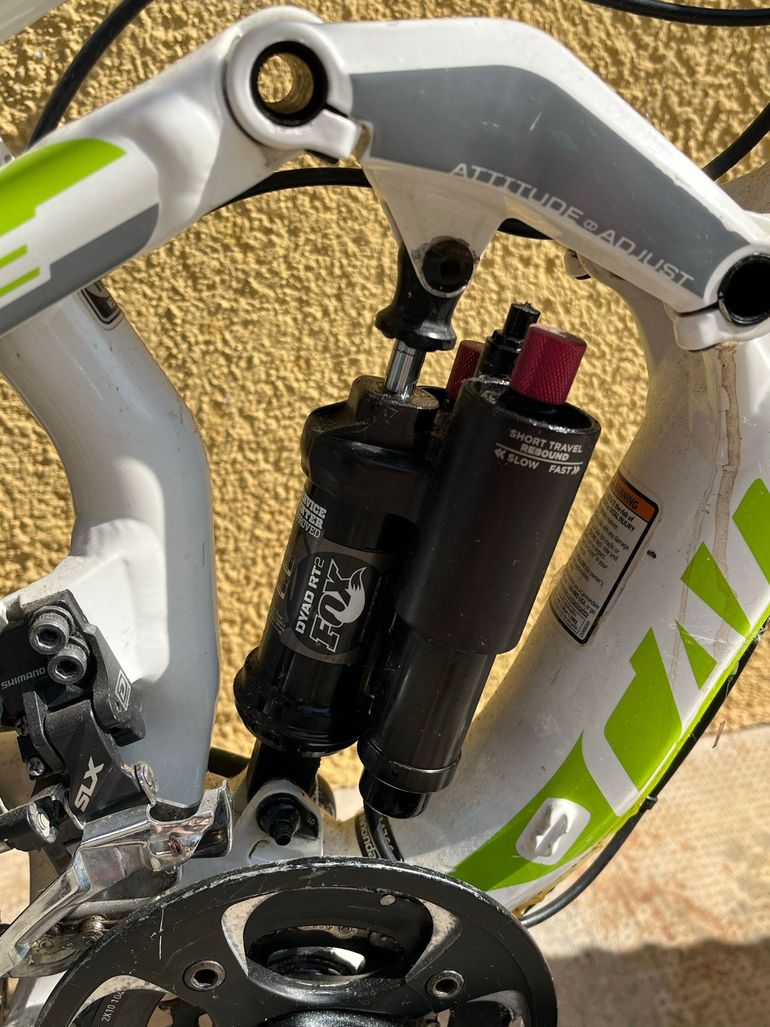 Used Cannondale Cannondale Custom Shimano Deore XT 2011 Mountainbike, White — image 6 of 7