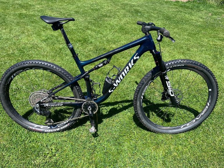 Used Specialized Specialized Epic S-Works 2024 Mountainbike, Purple — image 1 of 6