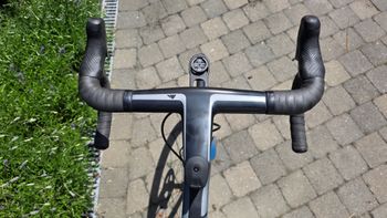 Used Canyon Ultimate CF SL Disc 8.0 Di2 Aero 2020 2020 Road & Gravel, Blu — image 10 of 15