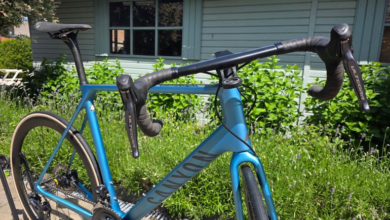Used Canyon Ultimate CF SL Disc 8.0 Di2 Aero 2020 2020 Road & Gravel, Blu — image 12 of 15