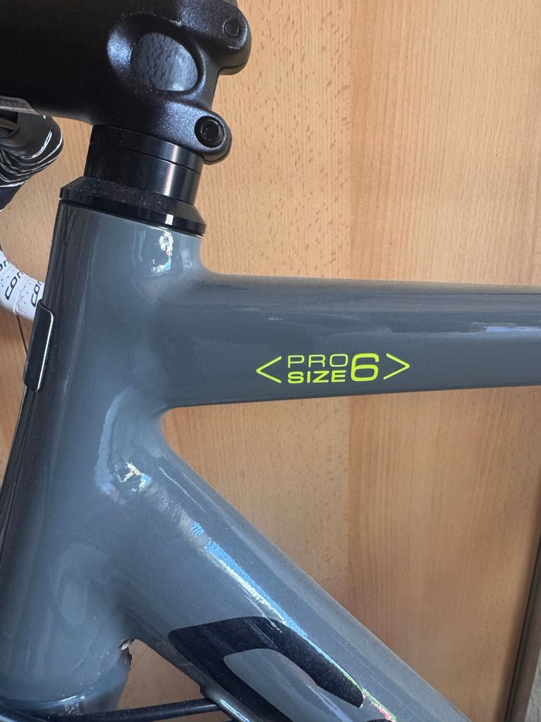 Used Corratec Corones Expert Disc 2023 2023 Road & Gravel, Light Gray — image 5 of 9