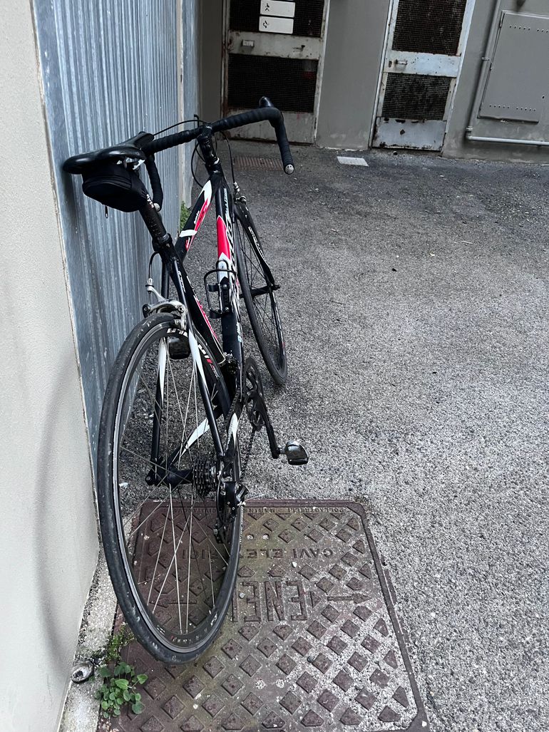 Used Atala Slr 200 2010 Road & Gravel, Black — image 2 of 3