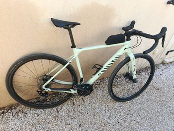 Used Canyon Grizl 6 2022 2022 Road & Gravel
