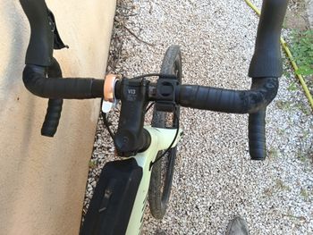 Used Canyon Grizl 6 2022 2022 Road & Gravel, Green — image 3 of 4