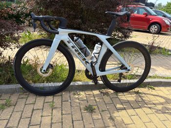 Used Trek Madone SL 7 Gen 7 2024 2024 Road & Gravel — image 6 of 6
