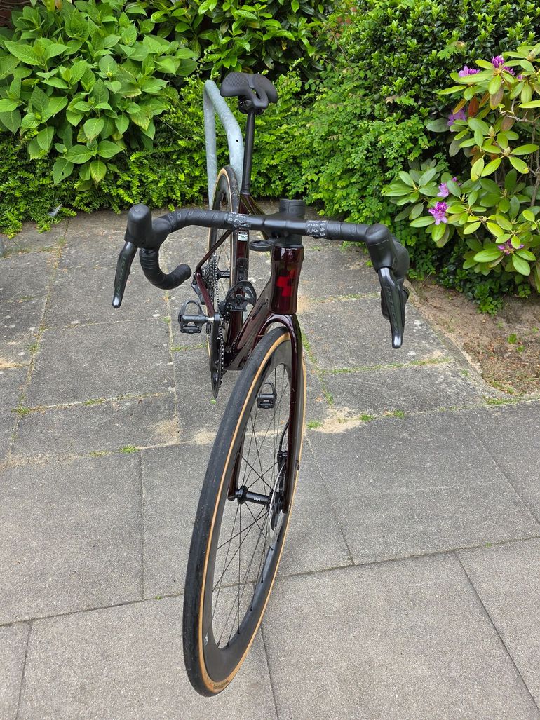 Used CUBE LITENING AIR C:68X RACE 2023 2023 Road & Gravel, Red — image 3 of 4
