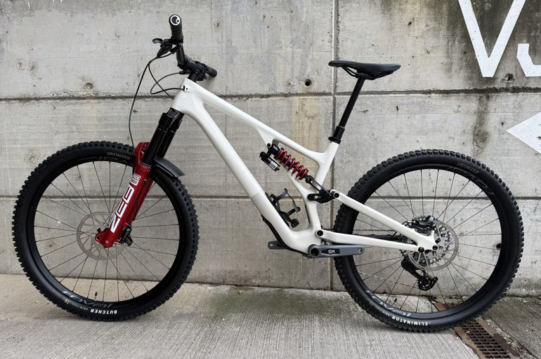 Used Specialized Stumpjumper EVO Sram Eagle Transmission GX 2023 Mountainbike, White — image 3 of 11