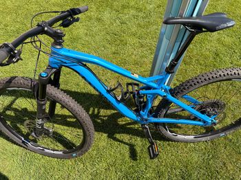 Used Canyon Neuron  AL 7.0 2018 2018 Mountainbike, Blu — image 2 of 6