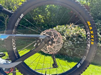 Used Scott Genius 710 Plus 2017 2017 Mountainbike, Light Gray, 27.5 — image 5 of 10