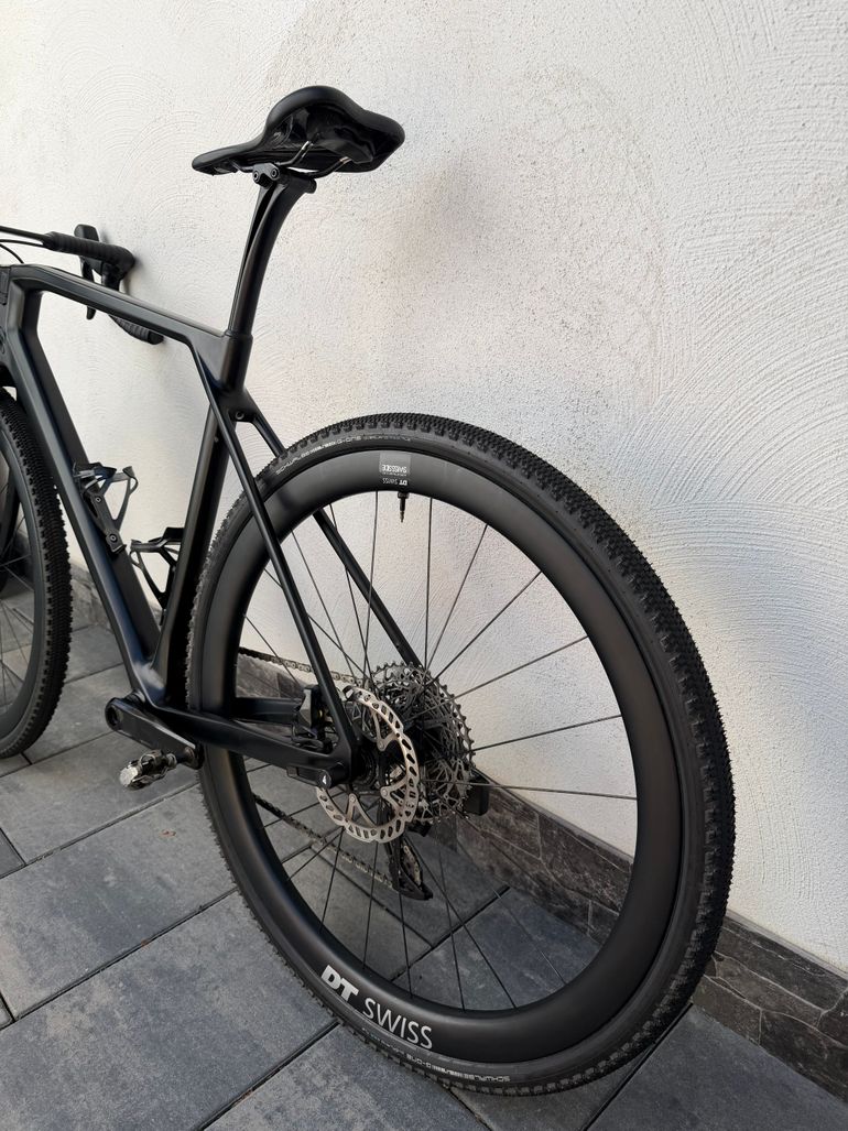 Used Canyon Grail CF SL 7 eTap 2022 2022 Road & Gravel, Nero — image 2 of 14