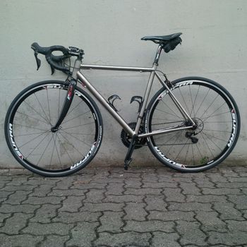 Used Su misura Titanio Personalizzata 2014 Road & Gravel, Weiß — image 2 of 7