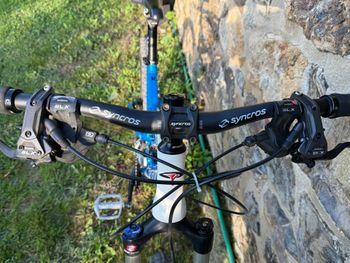 Used Carraro Carraro Custom Shimano Deore XT 2011 Mountainbike, Blue — image 3 of 4