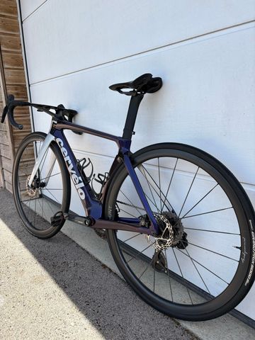 Cervélo S5 Shimano Dura Ace Di2 2024 Road & Gravel usato, Viola — immagine 6 di 8