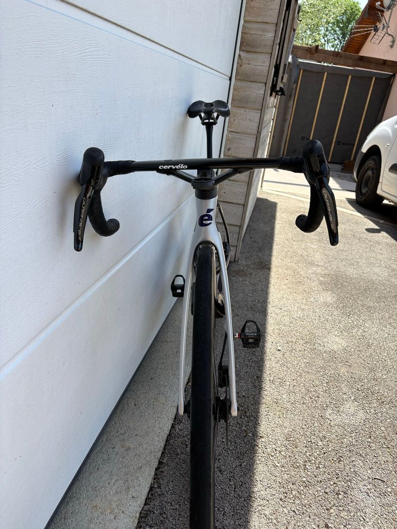 Cervélo S5 Shimano Dura Ace Di2 2024 Road & Gravel usato, Viola — immagine 7 di 8