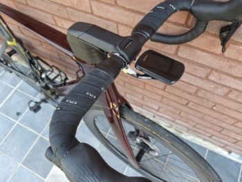 Used Scott Foil Shimano 105 Di2 2023 Road & Gravel, Red — image 9 of 10