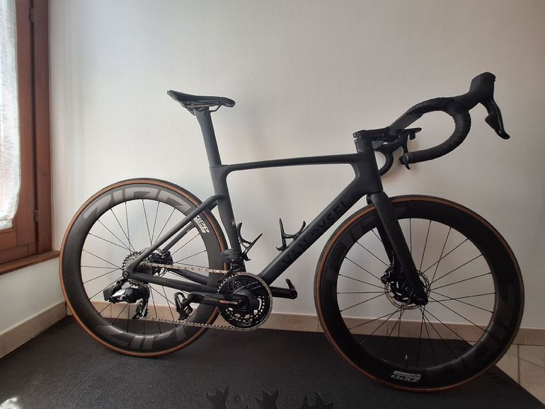 Used Van rysel Rcr SRAM Force eTap AXS 2024 Road & Gravel, Schwarz — image 1 of 17