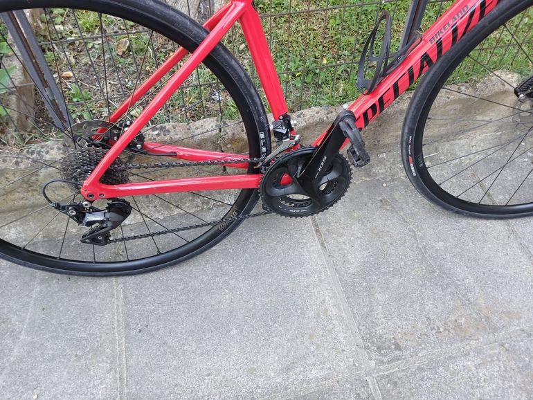 Used Specialized Tarmac SL6 Sport 2022 2022 Road & Gravel — image 5 of 8