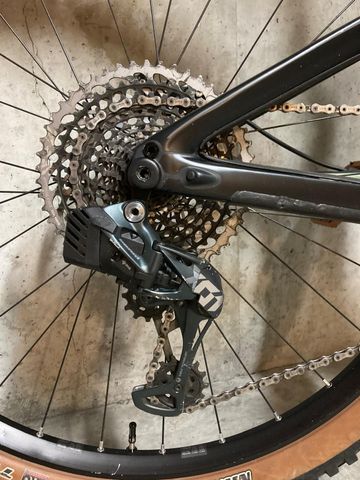 Used Ibis Cycles Custom SRAM X01 Eagle AXS 2021 Mountainbike, Black — image 3 of 14
