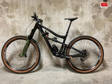 Used Ibis Cycles Custom SRAM X01 Eagle AXS 2021 Mountainbike, Black — image 2 of 14
