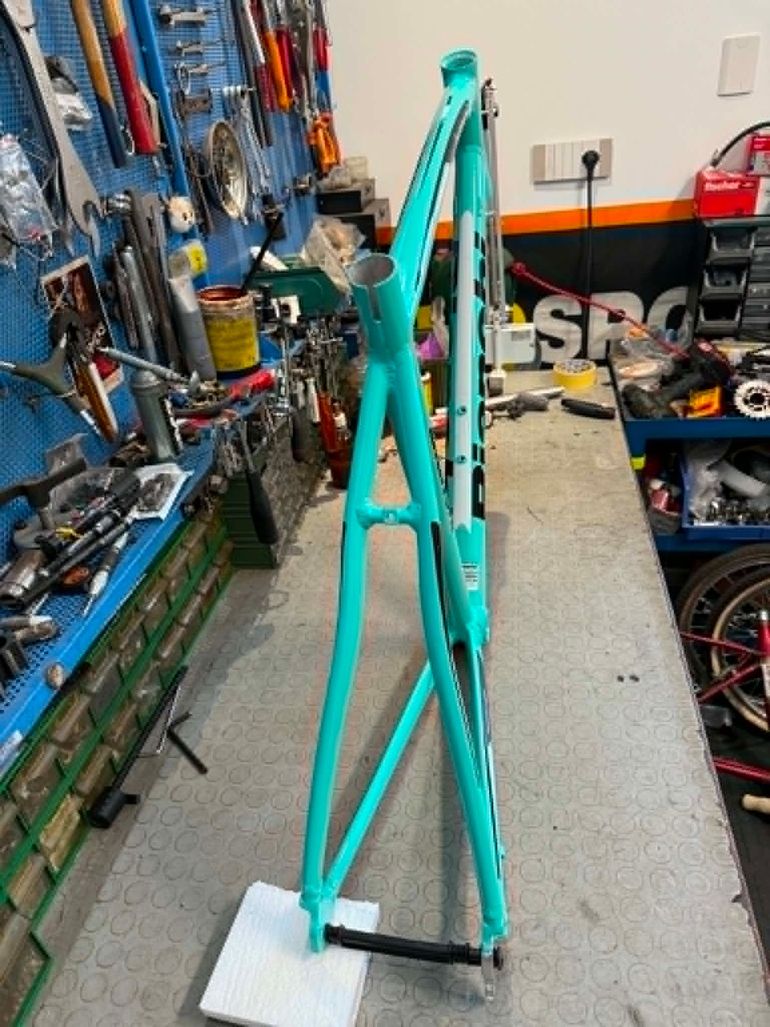 Used Bianchi VIA NIRONE 7. NUOVO. NOS Frameset 2020 Road & Gravel, Blau — image 8 of 15