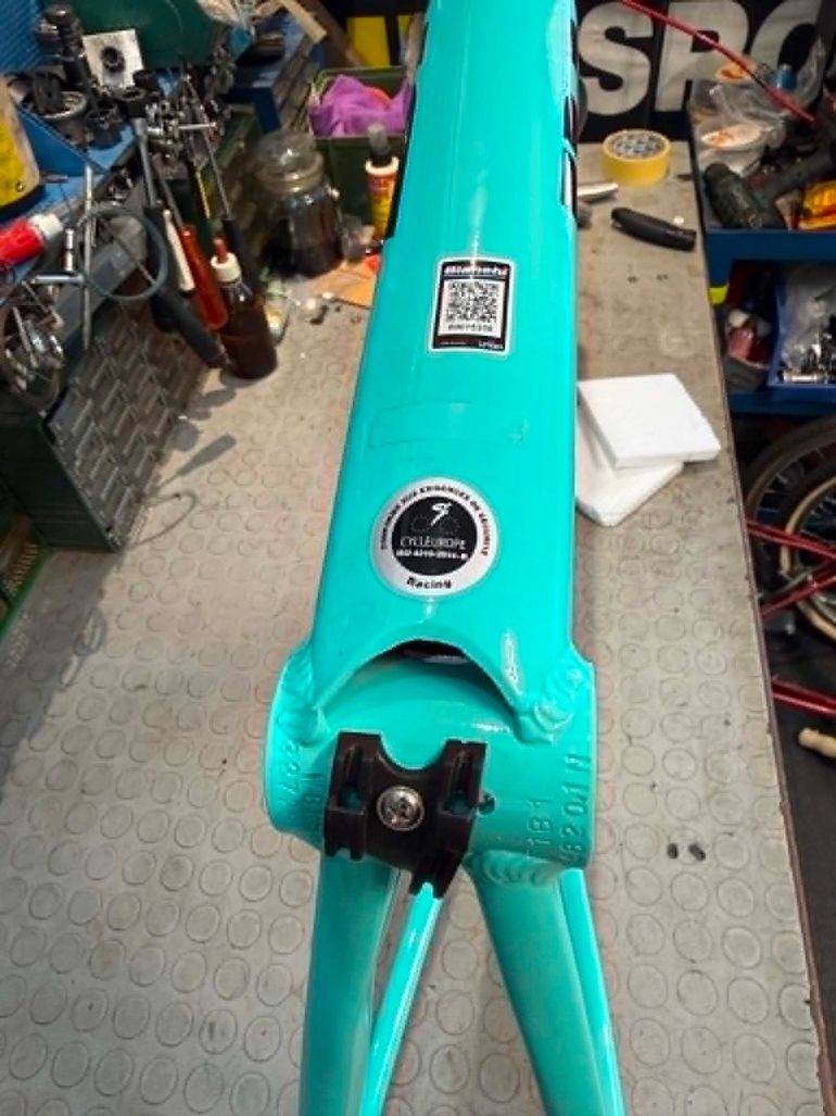Used Bianchi VIA NIRONE 7. NUOVO. NOS Frameset 2020 Road & Gravel, Blau — image 10 of 15