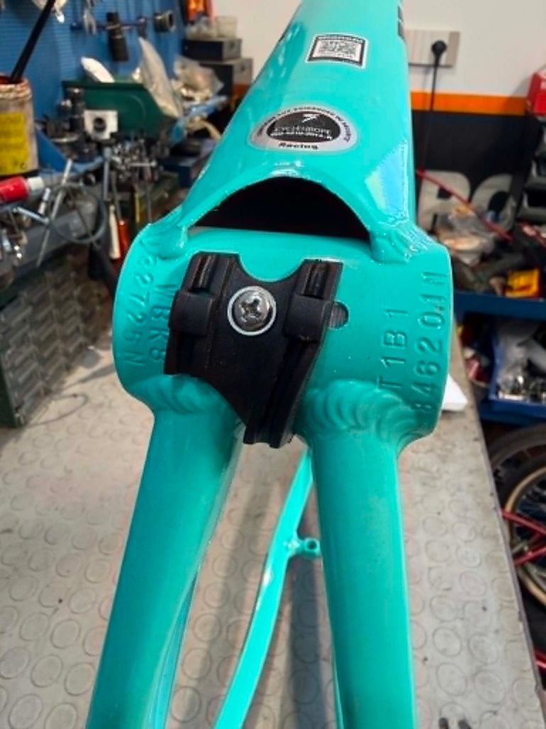 Used Bianchi VIA NIRONE 7. NUOVO. NOS Frameset 2020 Road & Gravel, Blau — image 9 of 15