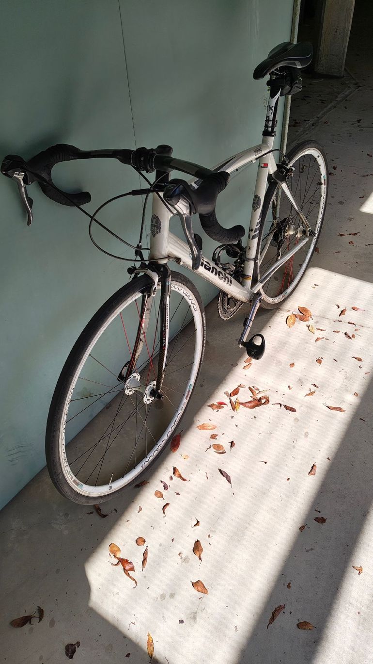 Used Bianchi Via Shimano 105 2007 Road & Gravel, Weiß — image 4 of 5