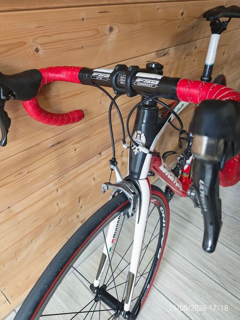 Used Bianchi Infinito C2C 2012 2012 Road & Gravel, Red — image 9 of 9