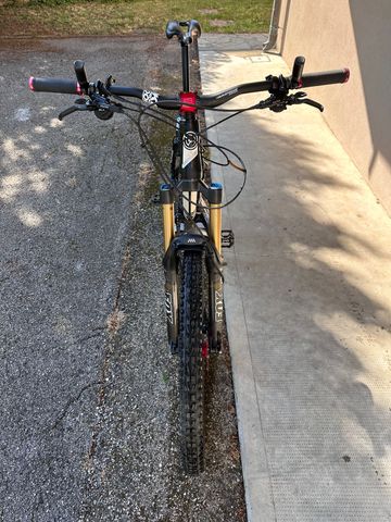 Used Ghost ASX PLUS 5700 2012 Mountainbike, Black — image 8 of 20
