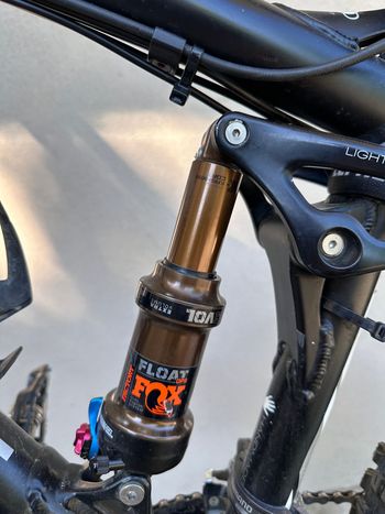 Used Ghost ASX PLUS 5700 2012 Mountainbike, Black — image 14 of 20