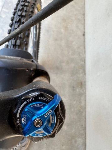 Used Ghost ASX PLUS 5700 2012 Mountainbike, Black — image 19 of 20