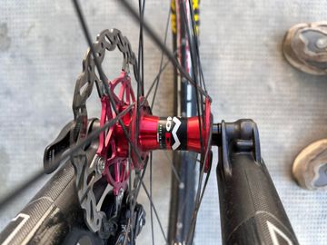Used Ghost ASX PLUS 5700 2012 Mountainbike, Black — image 9 of 20
