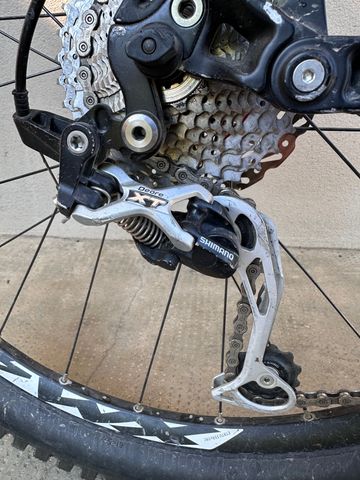 Used Ghost ASX PLUS 5700 2012 Mountainbike, Black — image 11 of 20
