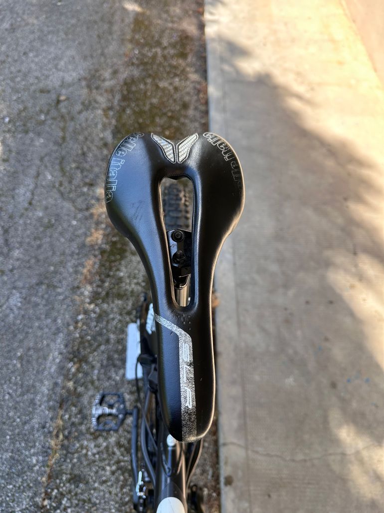 Used Ghost ASX PLUS 5700 2012 Mountainbike, Black — image 7 of 20